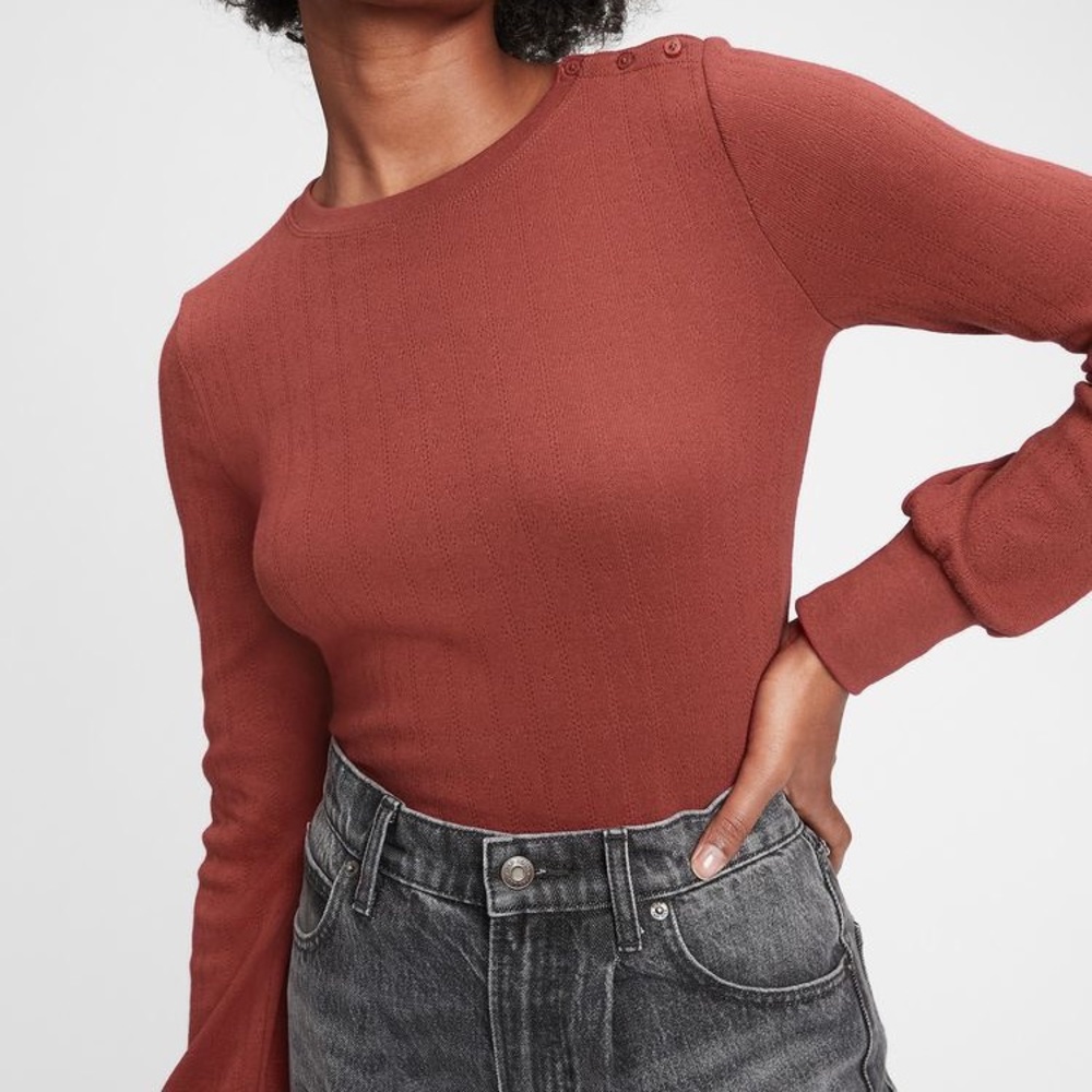 Gap Cropped Pointelle Crewneck Tshirt in Copper Brown